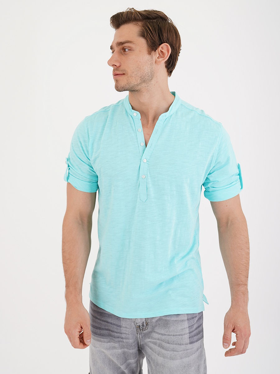 Футболка с пуговицами