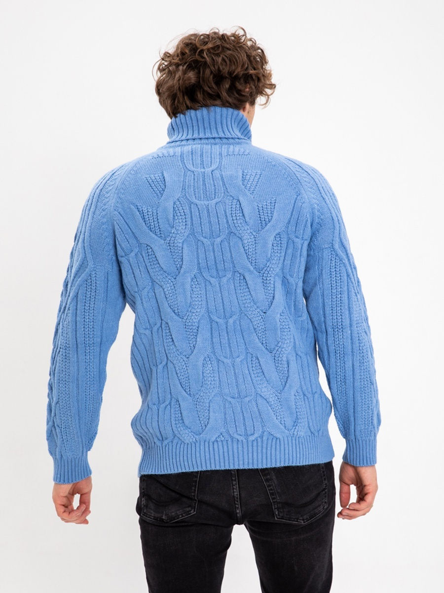 Мужской свитер  крупной вязки с косой