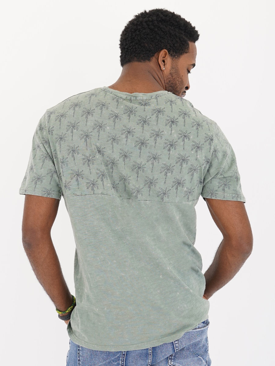 Qwentiny салатовая  Футболка