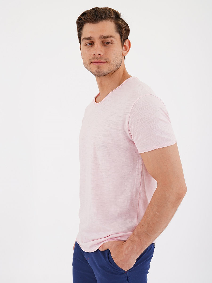 Однотонная футболка розовая