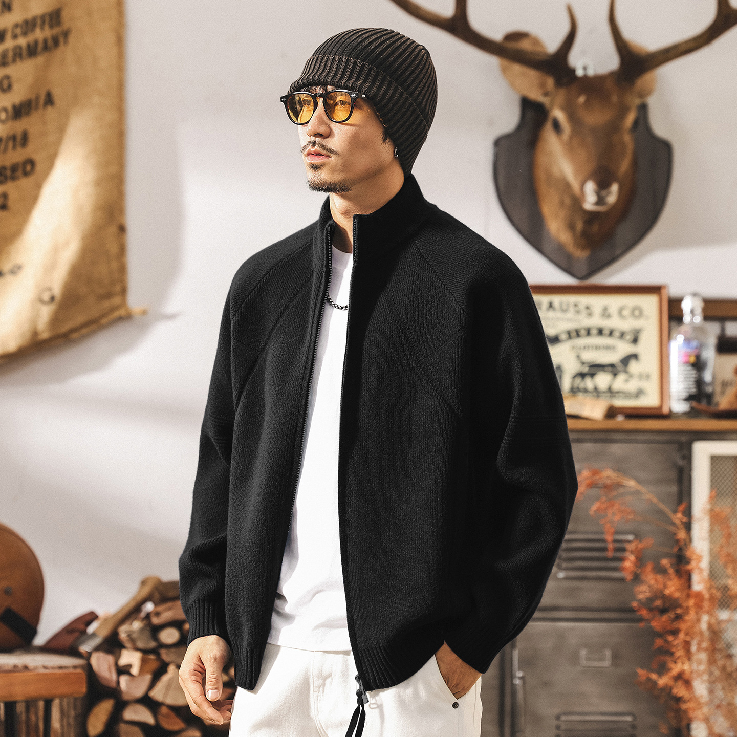 Мужской вязаный кардиган в стиле американского ретро