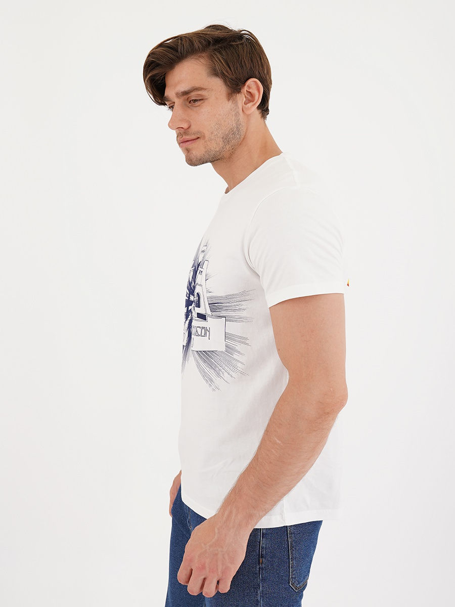 футболка бела