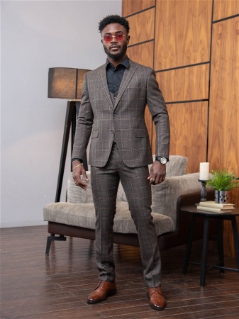 Костюм мужской бежевый в клетку