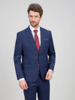 Классический костюм двойка Classic fit. Пиджак на две пуговицы, с боковыми и нагрудным карманами, по спинке две шлицы. Брюки без защипов с боковыми и двумя задними карманами.  .