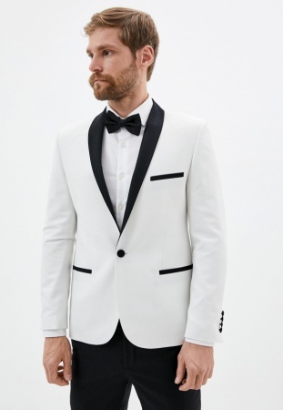 Slim fit, воротник-шалька, две пуговицы, две шлицы. Брюки и отделка из ткани компаньон.