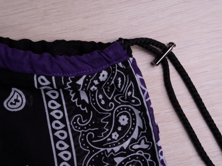 Бандана hood чёрный- белый